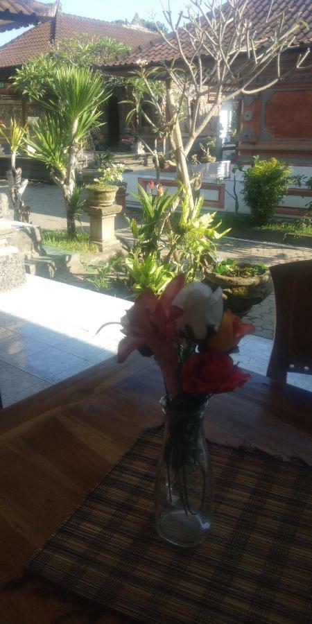 Serongga Guest House Lebih Екстериор снимка